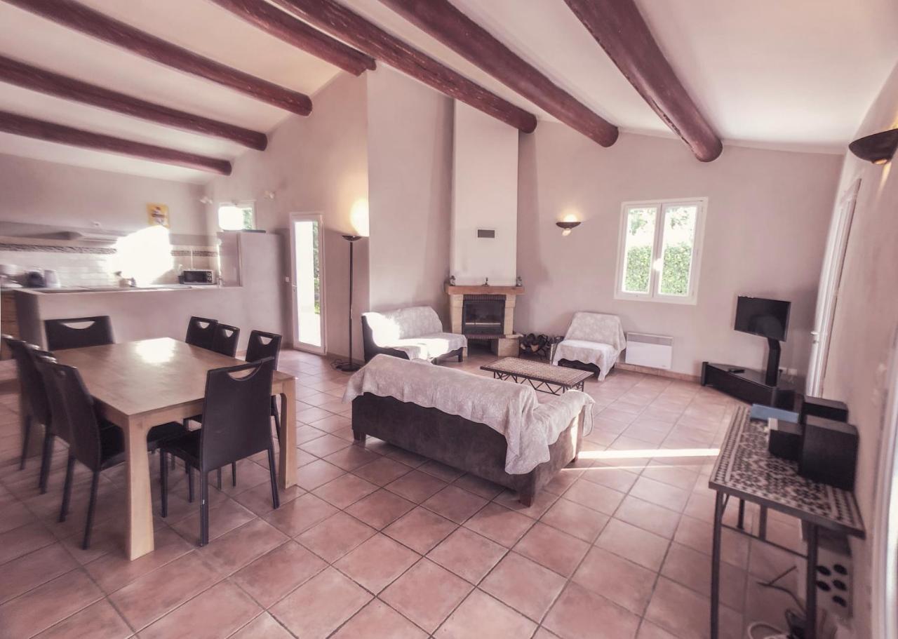 Villas De La Ferme Du Gros Noyer Malaucène المظهر الخارجي الصورة